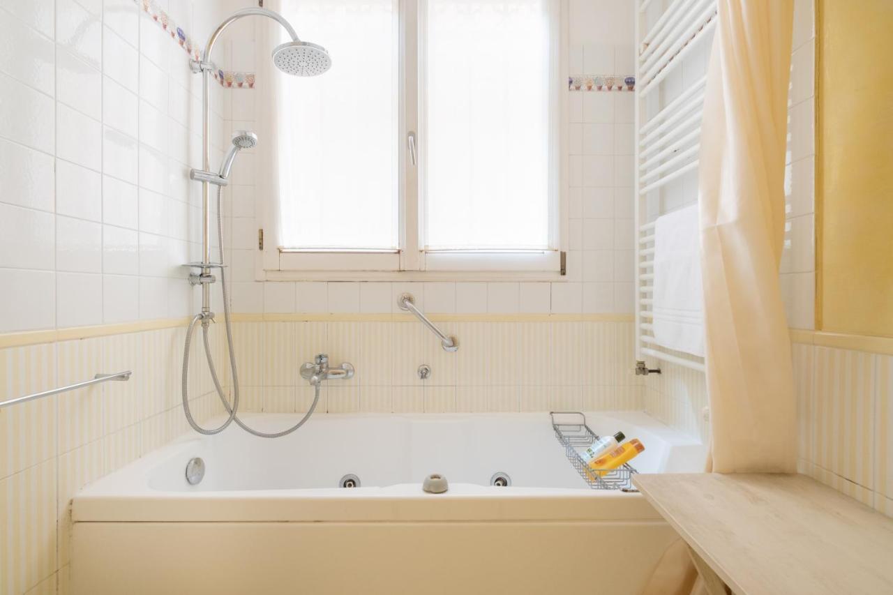 Casa Ilaria Bed and Breakfast Bologna Esterno foto
